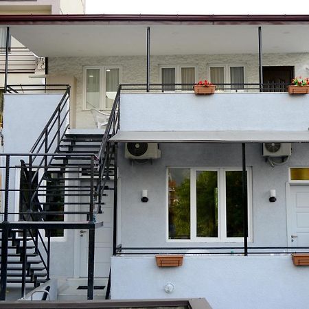 Комплекс GNG Apartment Тбилиси Экстерьер фото