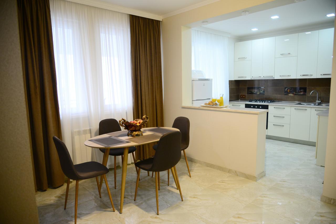 Комплекс GNG Apartment Тбилиси Экстерьер фото