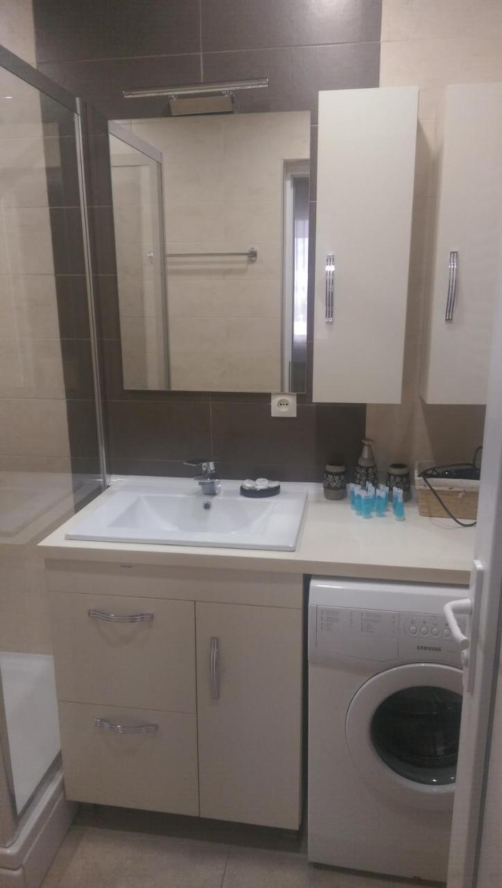 Комплекс GNG Apartment Тбилиси Экстерьер фото