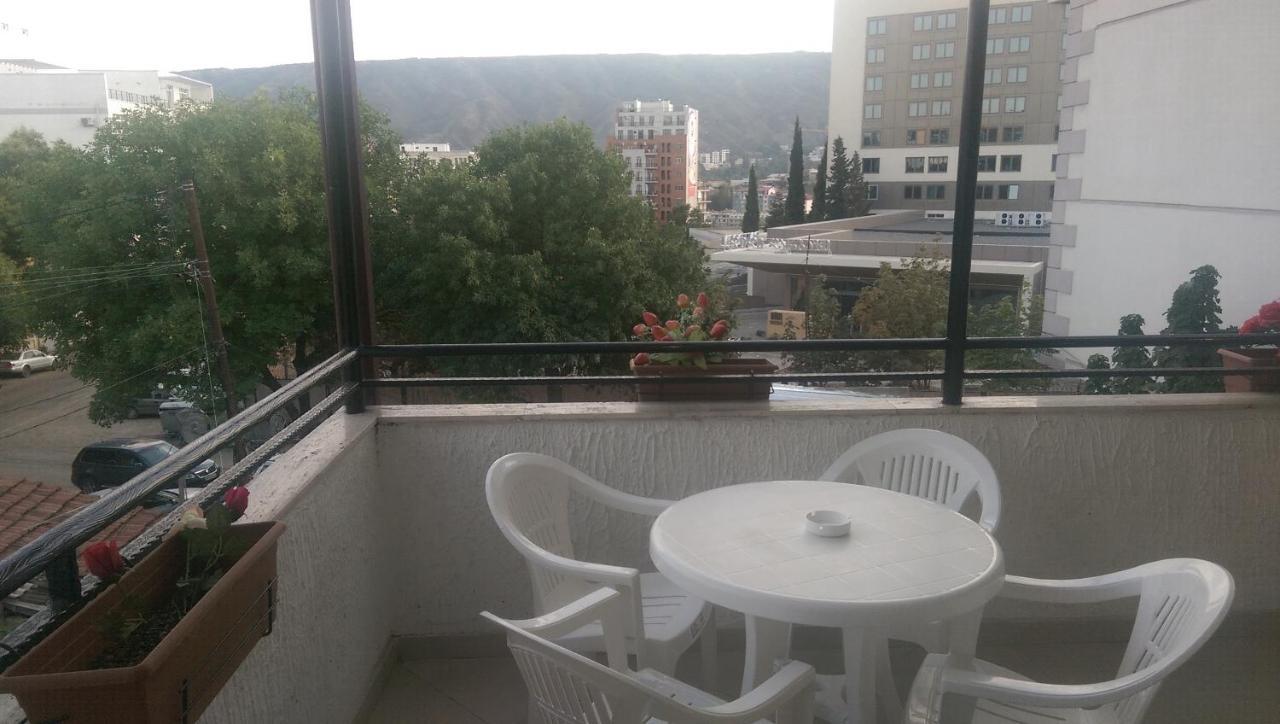 Комплекс GNG Apartment Тбилиси Экстерьер фото