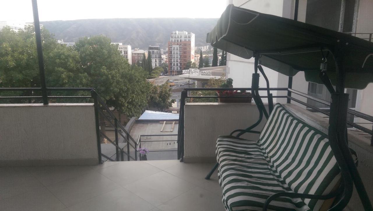 Комплекс GNG Apartment Тбилиси Экстерьер фото